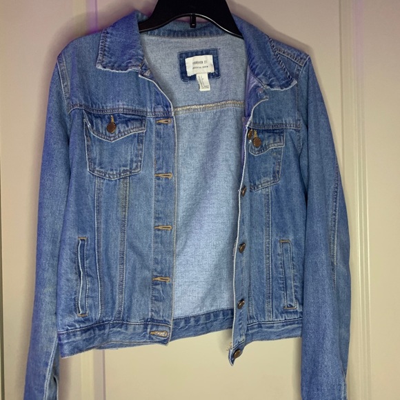 Jean Jacket - Picture 1 of 2